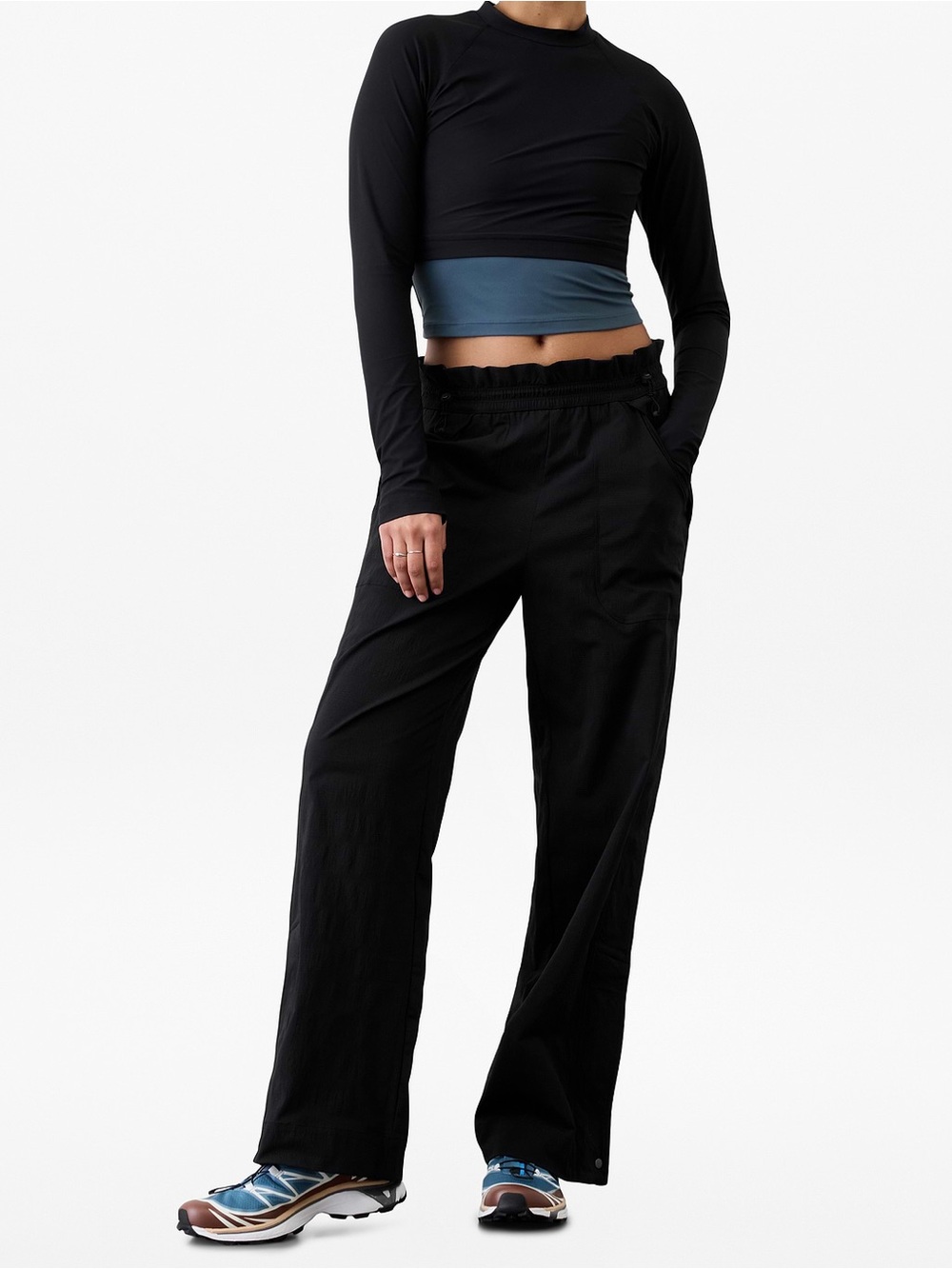 NWOT - Athleta Trekkie High Rise Parachute Pant in Black - Size M